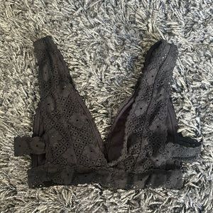 aerie black bralette in XS